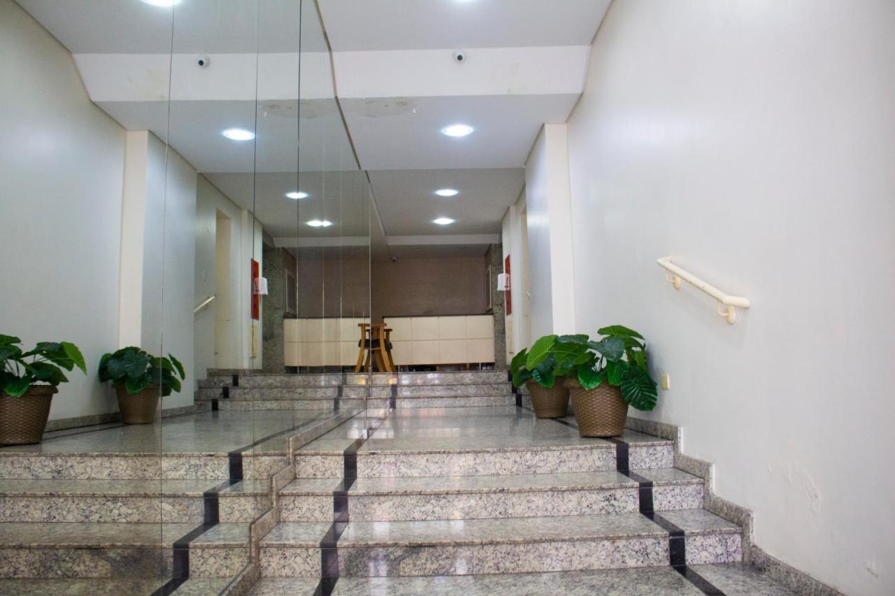 Studio Central Proximo A Faculdade E Rodoviaria 쿠리치바 외부 사진