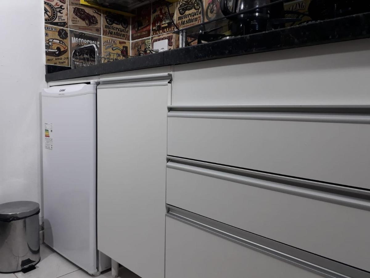 Studio Central Proximo A Faculdade E Rodoviaria 쿠리치바 외부 사진