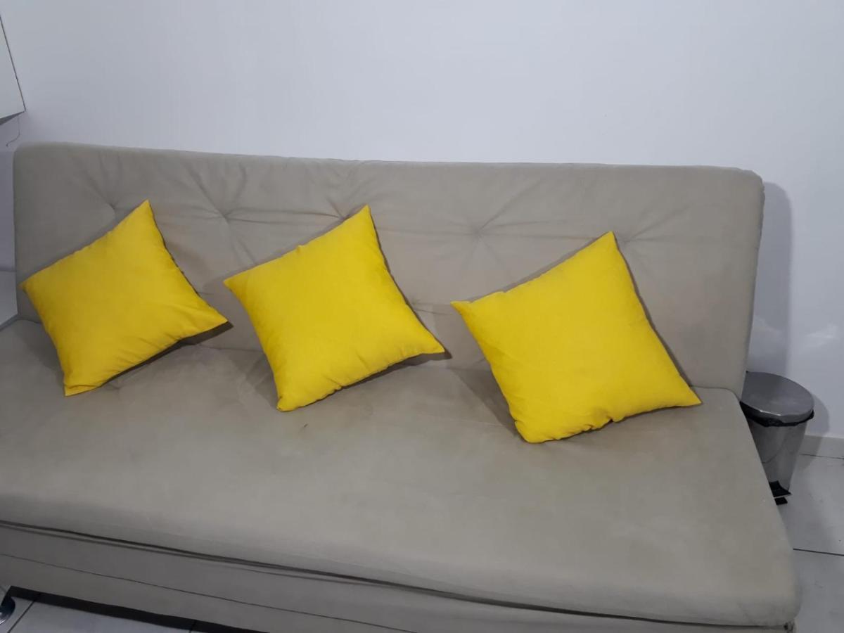 Studio Central Proximo A Faculdade E Rodoviaria 쿠리치바 외부 사진