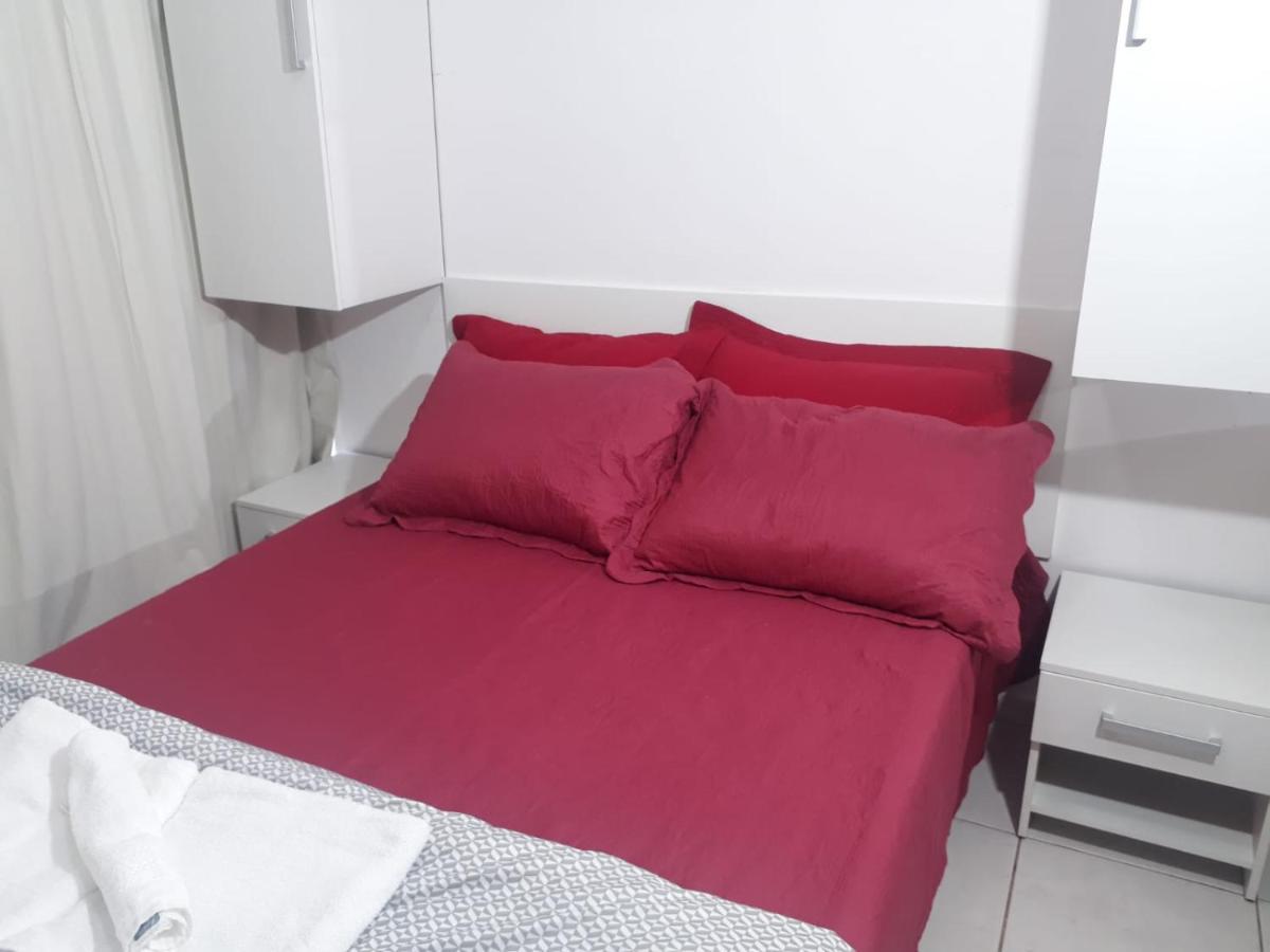 Studio Central Proximo A Faculdade E Rodoviaria 쿠리치바 외부 사진