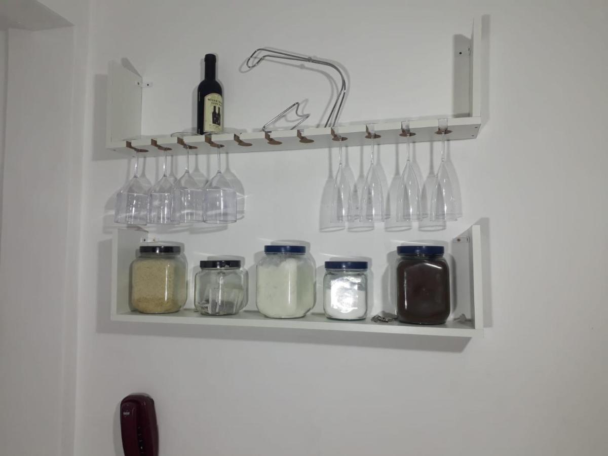 Studio Central Proximo A Faculdade E Rodoviaria 쿠리치바 외부 사진